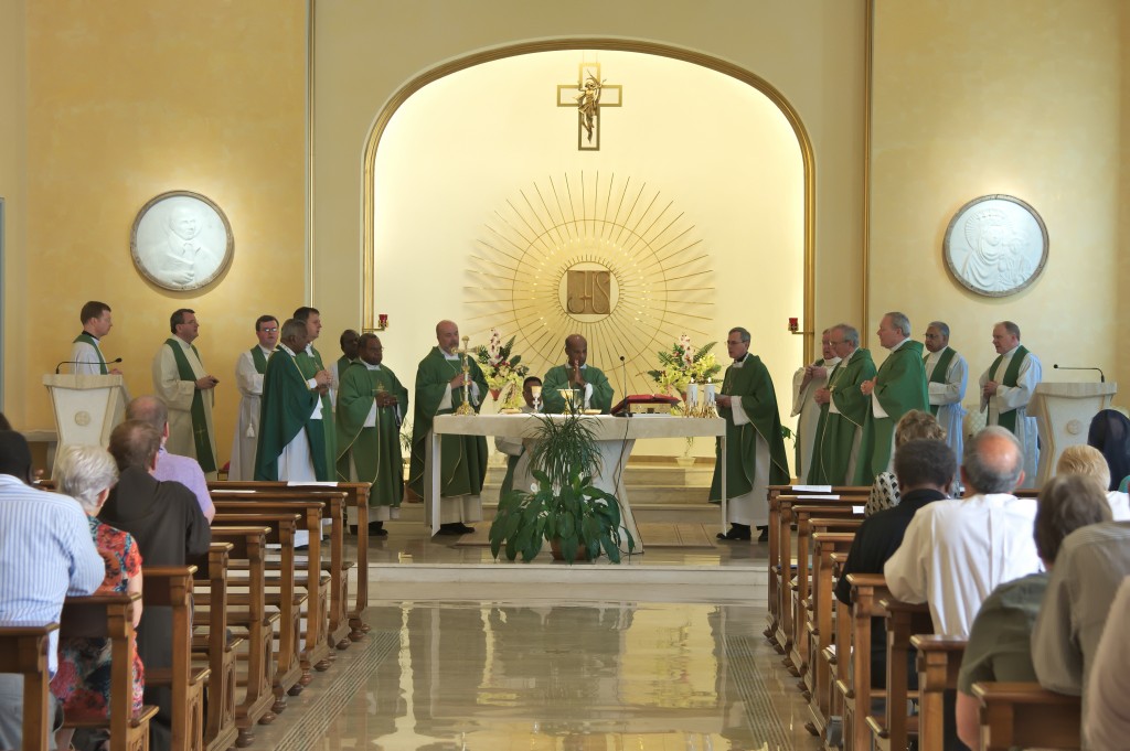 Anglophone Conference 2015 - Opening Mass celebrated by Bishop E. Burns